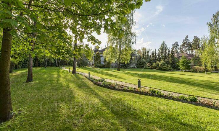 Лот-9339-345703 продажа дома Рублево-Успенское шоссе Корабельные Сосны