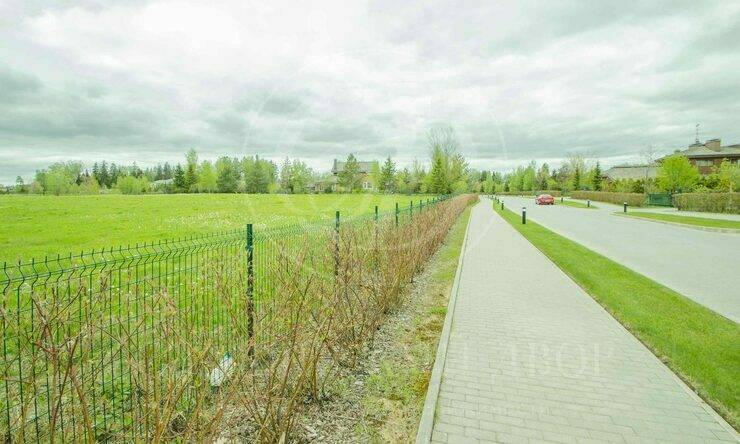 Лот-10995-345776 продажа участка Дмитровское шоссе Гольф и Яхт-клуб Пестово