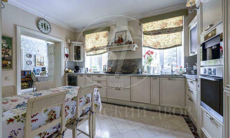 Лот-11015-346816 продажа дома 1-е Успенское шоссе Успенское