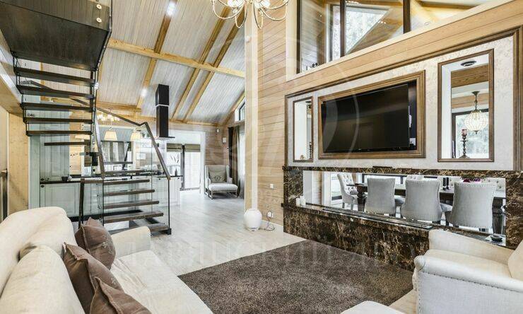 Лот-11025-347621 продажа дома Рублево-Успенское шоссе Зеленый Ветер