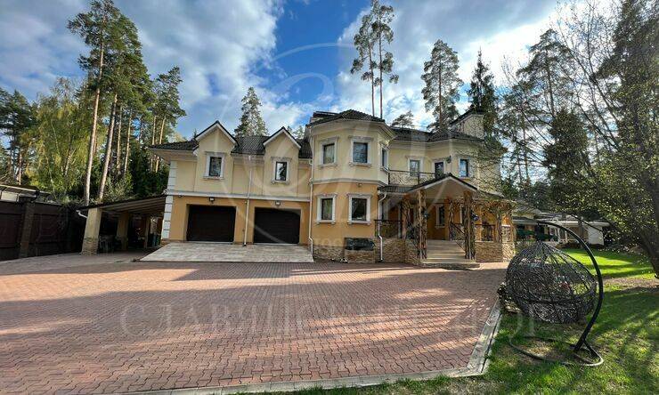 Лот-11065-353706 аренда дома Рублево-Успенское шоссе Николина гора