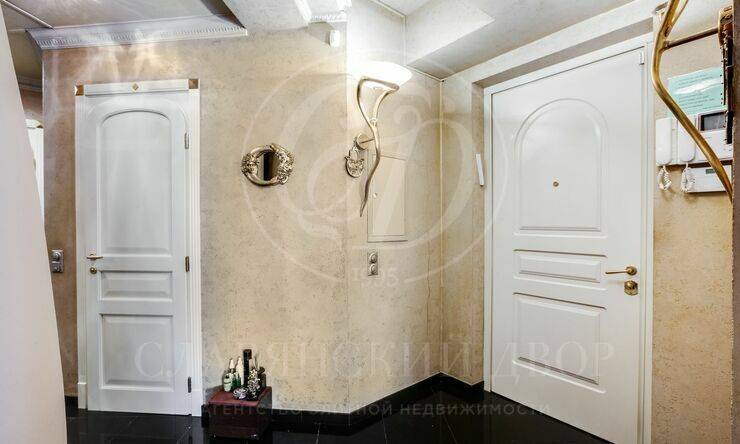 Лот-12896-357723 Продажа квартиры Хамовники, Плющиха