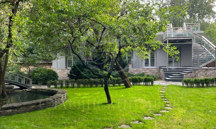 Лот-11045-361719 продажа дома Москва Художников поселок