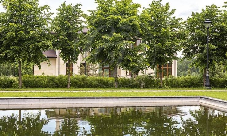 Лот-11327-361743 продажа дома Рублево-Успенское шоссе Шато Соверен (Chateau Souverain)