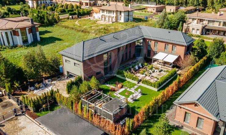 Лот-11345-363224 продажа дома Киевское шоссе Графские пруды