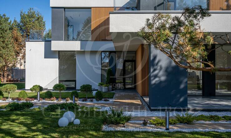 Лот-11402-366420 продажа дома Киевское шоссе Природный парк Каменка