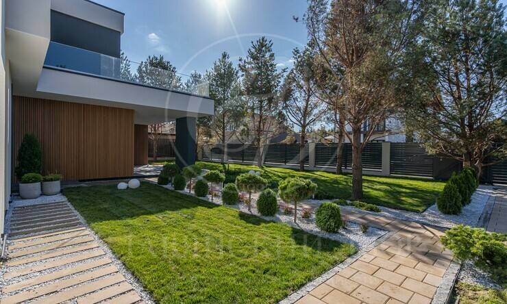 Лот-11402-366428 продажа дома Киевское шоссе Природный парк Каменка