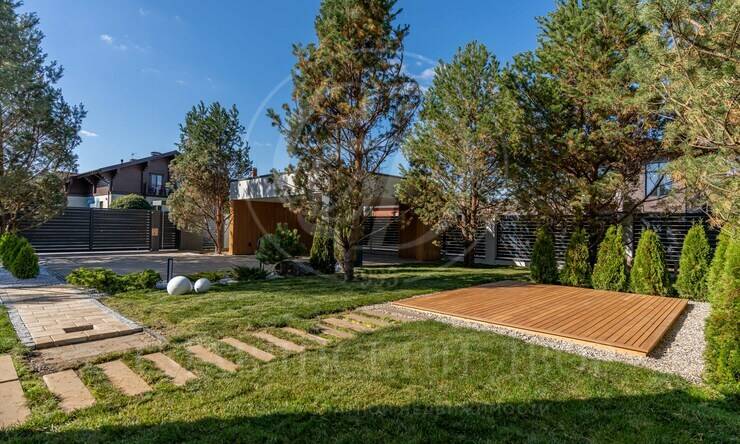 Лот-11402-366452 продажа дома Киевское шоссе Природный парк Каменка