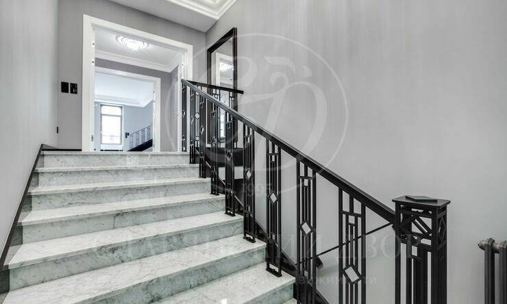 Лот-13027-371977 Продажа квартиры Хамовники, Плющиха