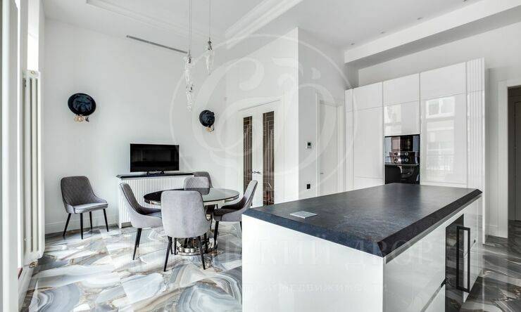 Лот-13027-371987 Продажа квартиры Хамовники, Плющиха