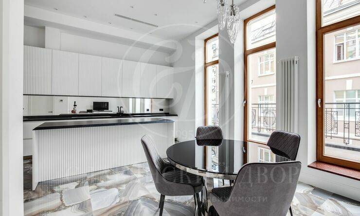 Лот-13027-371989 Продажа квартиры Хамовники, Плющиха