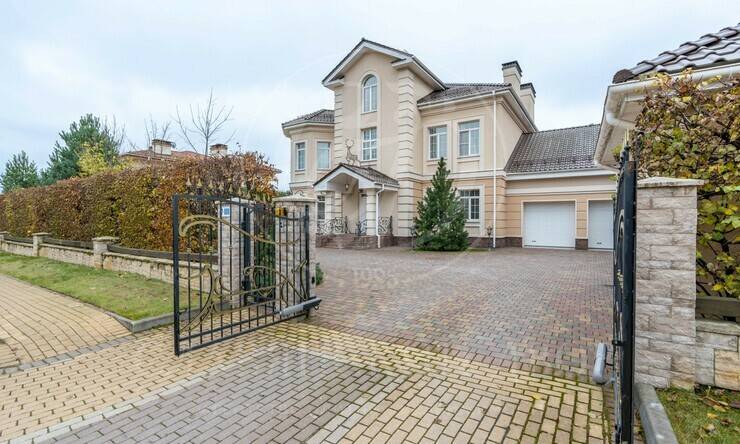 Лот-11454-372299 аренда дома Новорижское шоссе Миллениум парк