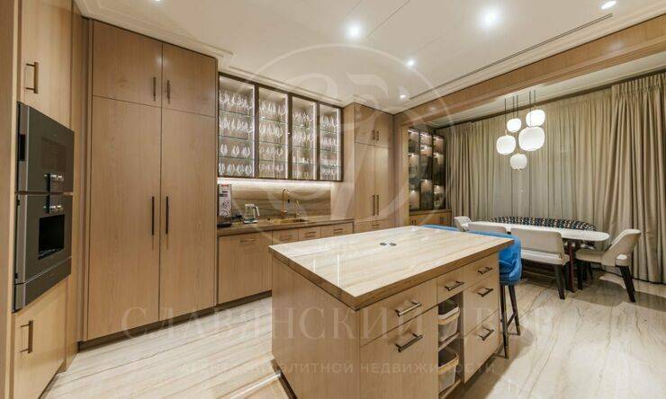 Лот-13071-375786 Продажа квартиры Хамовники, Плющиха