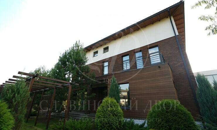 Лот-11104-378550 аренда дома Новорижское шоссе Бенилюкс