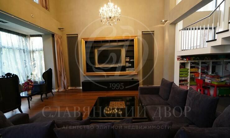 Лот-11104-378652 аренда дома Новорижское шоссе Бенилюкс