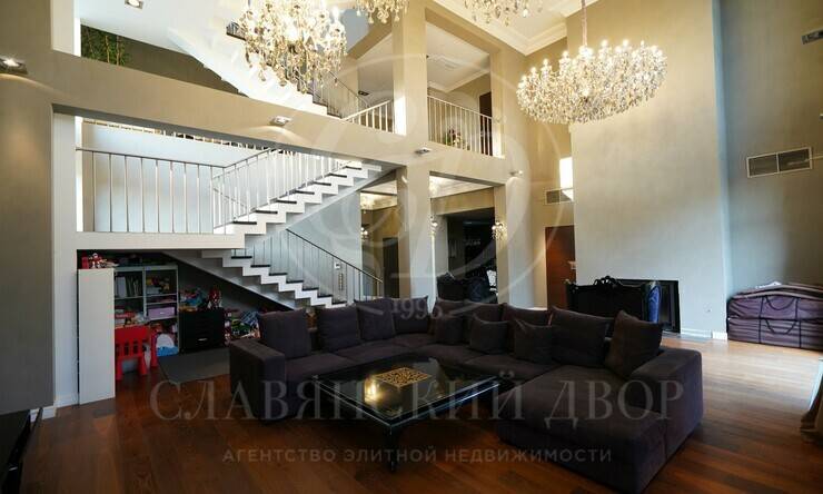 Лот-11104-378662 аренда дома Новорижское шоссе Бенилюкс