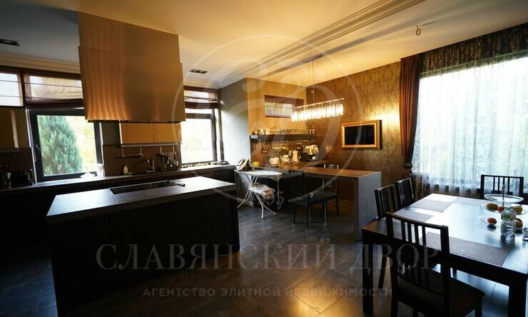 Лот-11104-378669 аренда дома Новорижское шоссе Бенилюкс