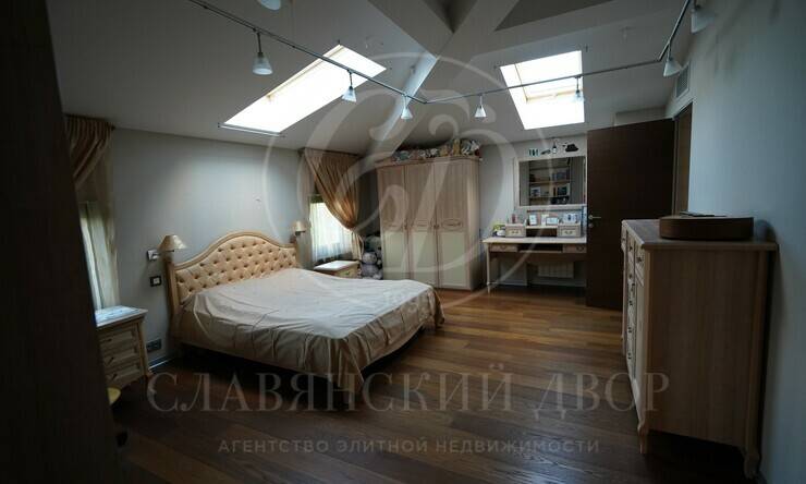 Лот-11104-378721 аренда дома Новорижское шоссе Бенилюкс