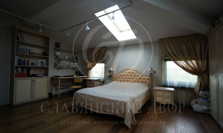 Лот-11104-378725 аренда дома Новорижское шоссе Бенилюкс