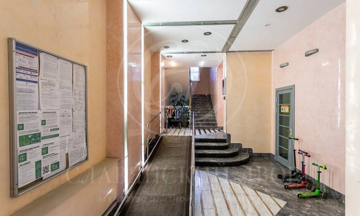 Лот-13169-380845 Продажа квартиры Мещанский