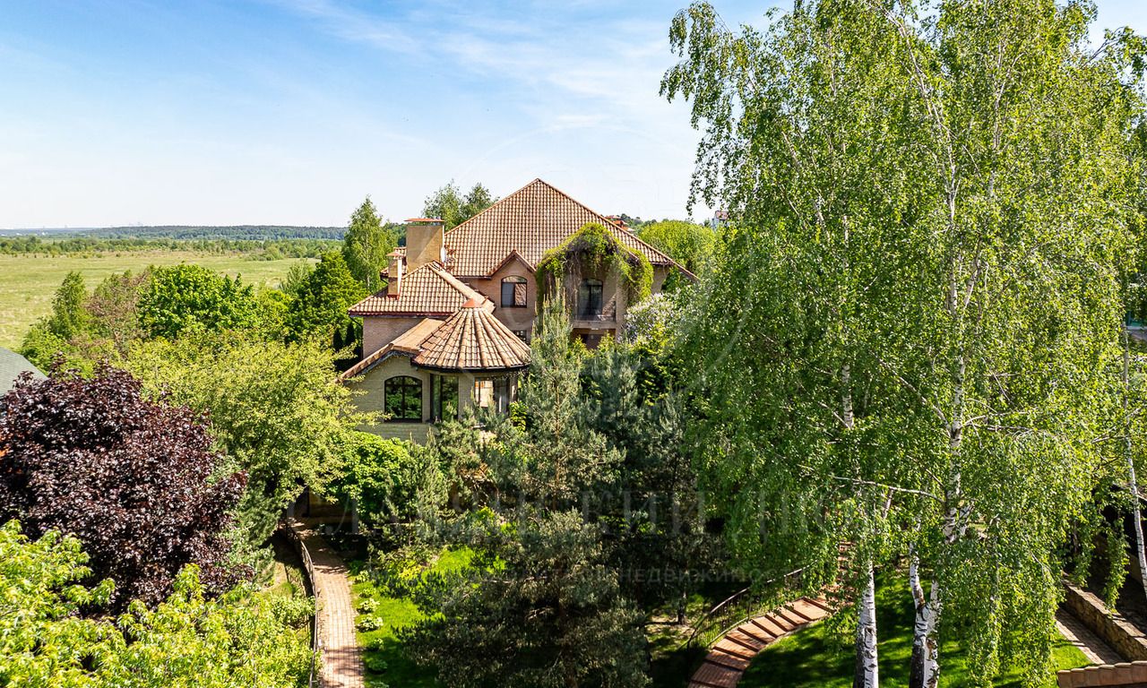 На продажу дом в поселке Знаменское
