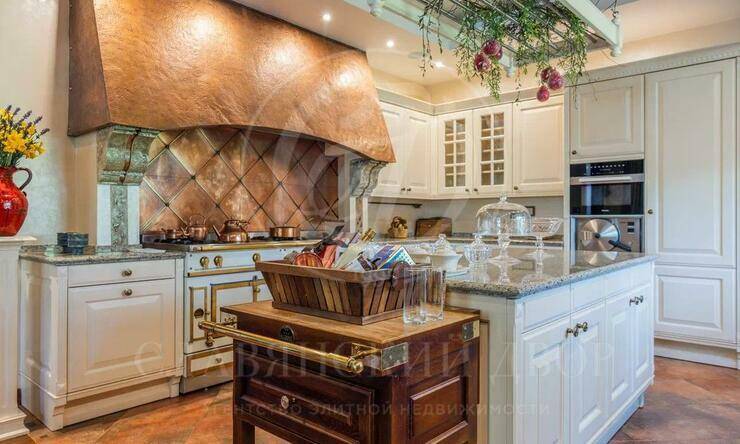 Лот-11686-389902 продажа дома Сколковское шоссе ФРМУ (КП Фонда развития Международного университета)