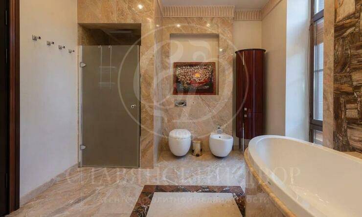 Лот-11686-389915 продажа дома Сколковское шоссе ФРМУ (КП Фонда развития Международного университета)