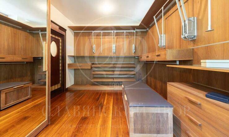 Лот-11686-389917 продажа дома Сколковское шоссе ФРМУ (КП Фонда развития Международного университета)