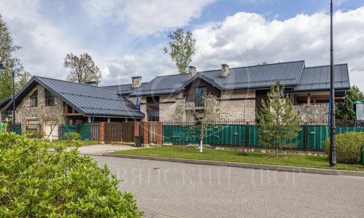 Лот-10657-390683 продажа дома Киевское шоссе Антоновка