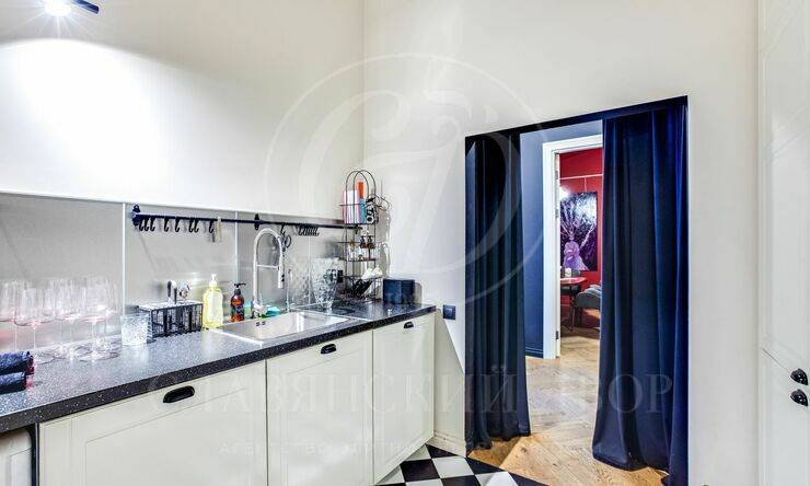 Лот-13206-390903 Продажа квартиры Патриаршие Пруды