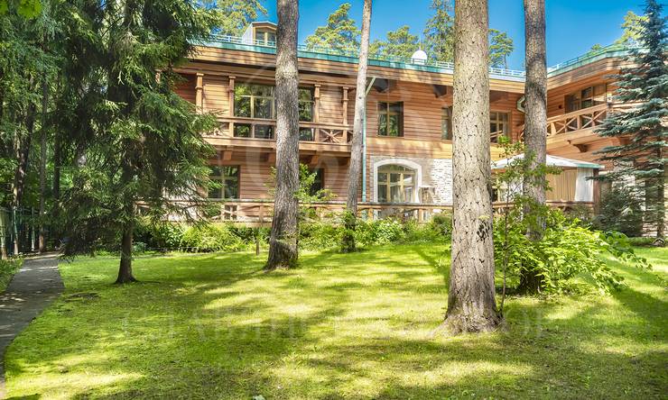 Лот-11732-397463 продажа дома Рублево-Успенское шоссе Сады Майендорф (бывшая территория санатория Барвиха)