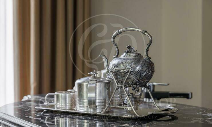 Лот-8356-397732 продажа дома Рублево-Успенское шоссе Жуковка 21 (XXI)