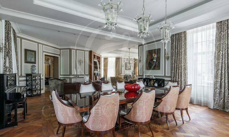 Лот-8356-397735 продажа дома Рублево-Успенское шоссе Жуковка 21 (XXI)