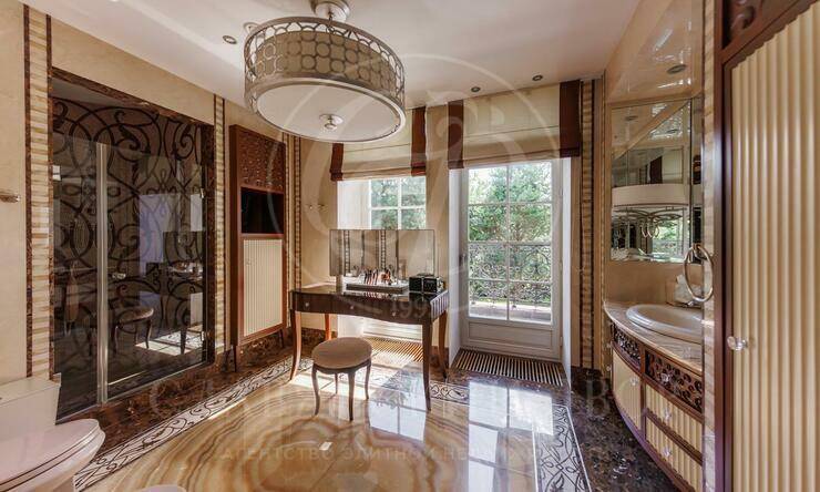 Лот-8356-397737 продажа дома Рублево-Успенское шоссе Жуковка 21 (XXI)