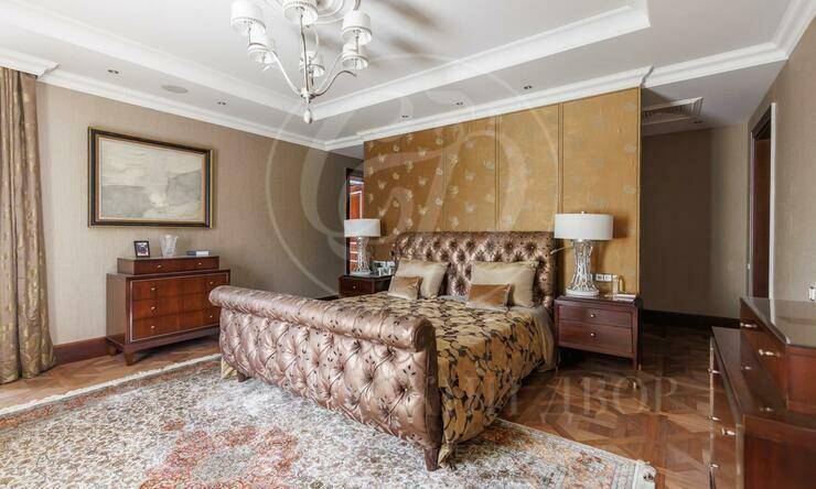 Лот-8356-397740 продажа дома Рублево-Успенское шоссе Жуковка 21 (XXI)