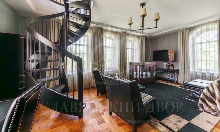 Лот-8356-397743 продажа дома Рублево-Успенское шоссе Жуковка 21 (XXI)