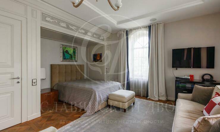 Лот-8356-397748 продажа дома Рублево-Успенское шоссе Жуковка 21 (XXI)