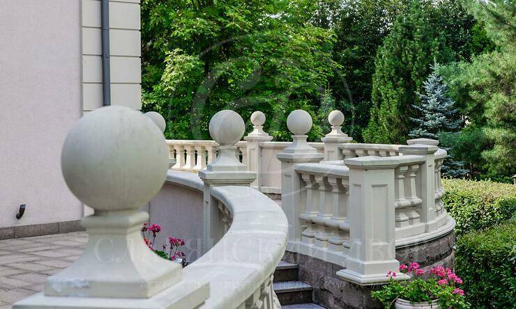 Лот-8356-397763 продажа дома Рублево-Успенское шоссе Жуковка 21 (XXI)