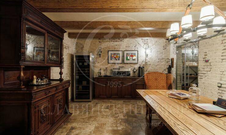 Лот-8356-397765 продажа дома Рублево-Успенское шоссе Жуковка 21 (XXI)