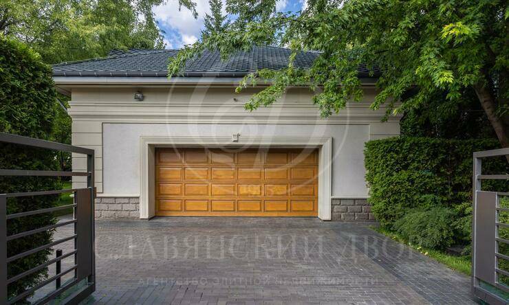 Лот-8356-397771 продажа дома Рублево-Успенское шоссе Жуковка 21 (XXI)