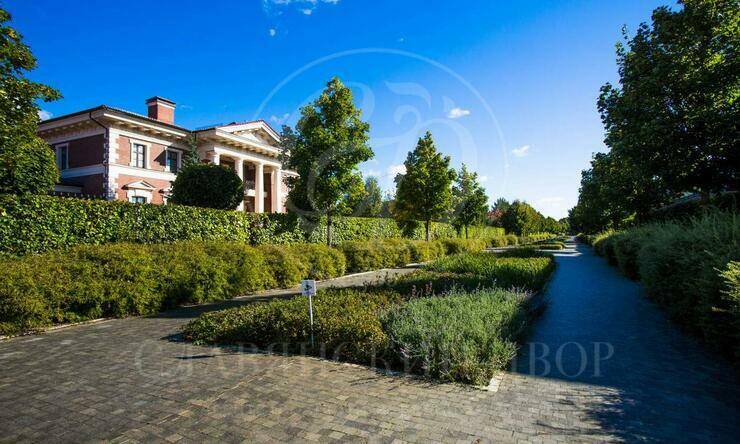 Лот-8356-397773 продажа дома Рублево-Успенское шоссе Жуковка 21 (XXI)