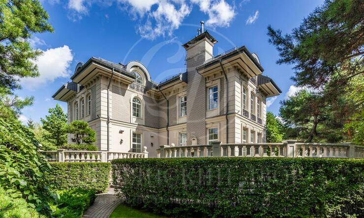 Лот-8356-397774 продажа дома Рублево-Успенское шоссе Жуковка 21 (XXI)