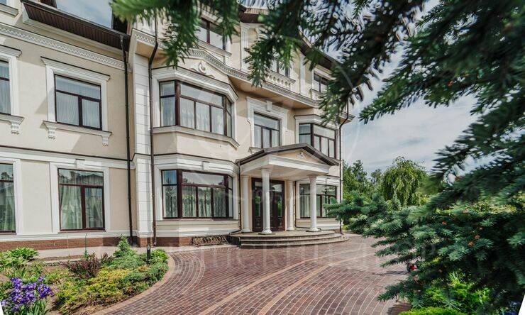 Лот-11762-400420 аренда дома Рублево-Успенское шоссе Европа