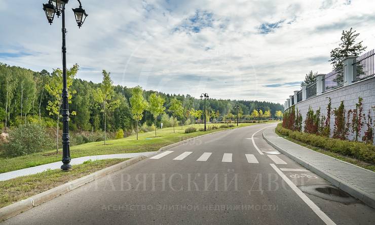 Лот-10809-406987 продажа дома Рублево-Успенское шоссе Резиденция Березки