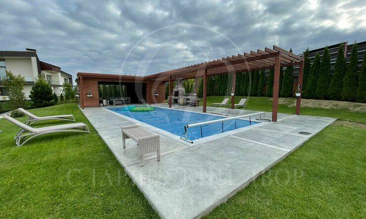 Лот-8657-409380 аренда дома Рублево-Успенское шоссе Кристалл Истра