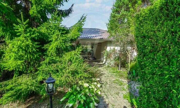 Лот-11902-410444 продажа дома Новорижское шоссе Бенилюкс