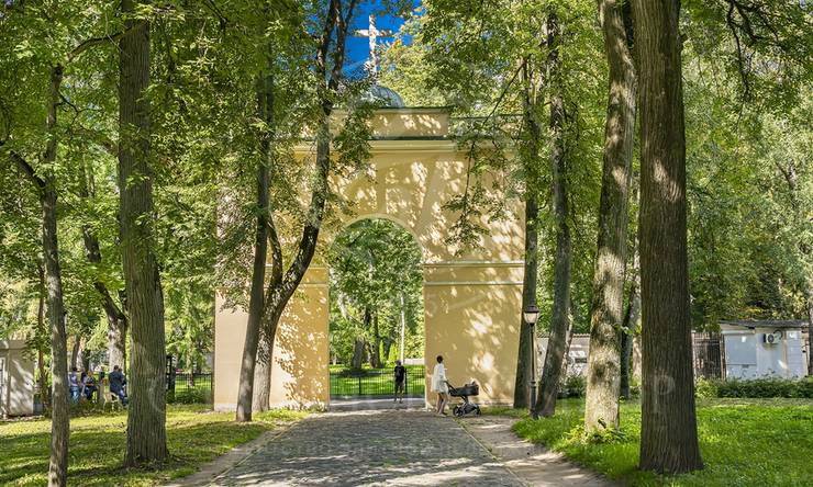 Лот-10882-417514 продажа участка Рублево-Успенское шоссе Архангельское