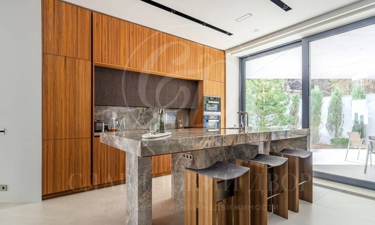 Лот-11955-417835 продажа дома Рублево-Успенское шоссе Жуковка Правая сторона