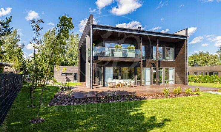 Лот-11806-425713 продажа дома 1-е Успенское шоссе Gorki Lake (Горки Лейк)