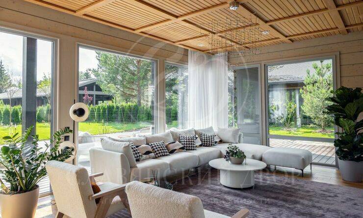 Лот-11806-425714 продажа дома 1-е Успенское шоссе Gorki Lake (Горки Лейк)